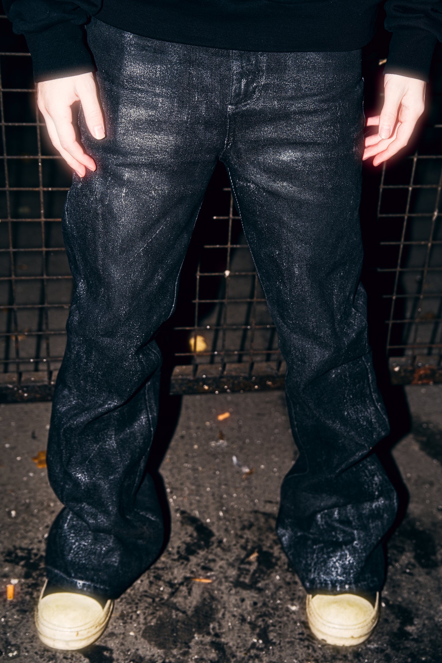 WAXED FLARED JEANS